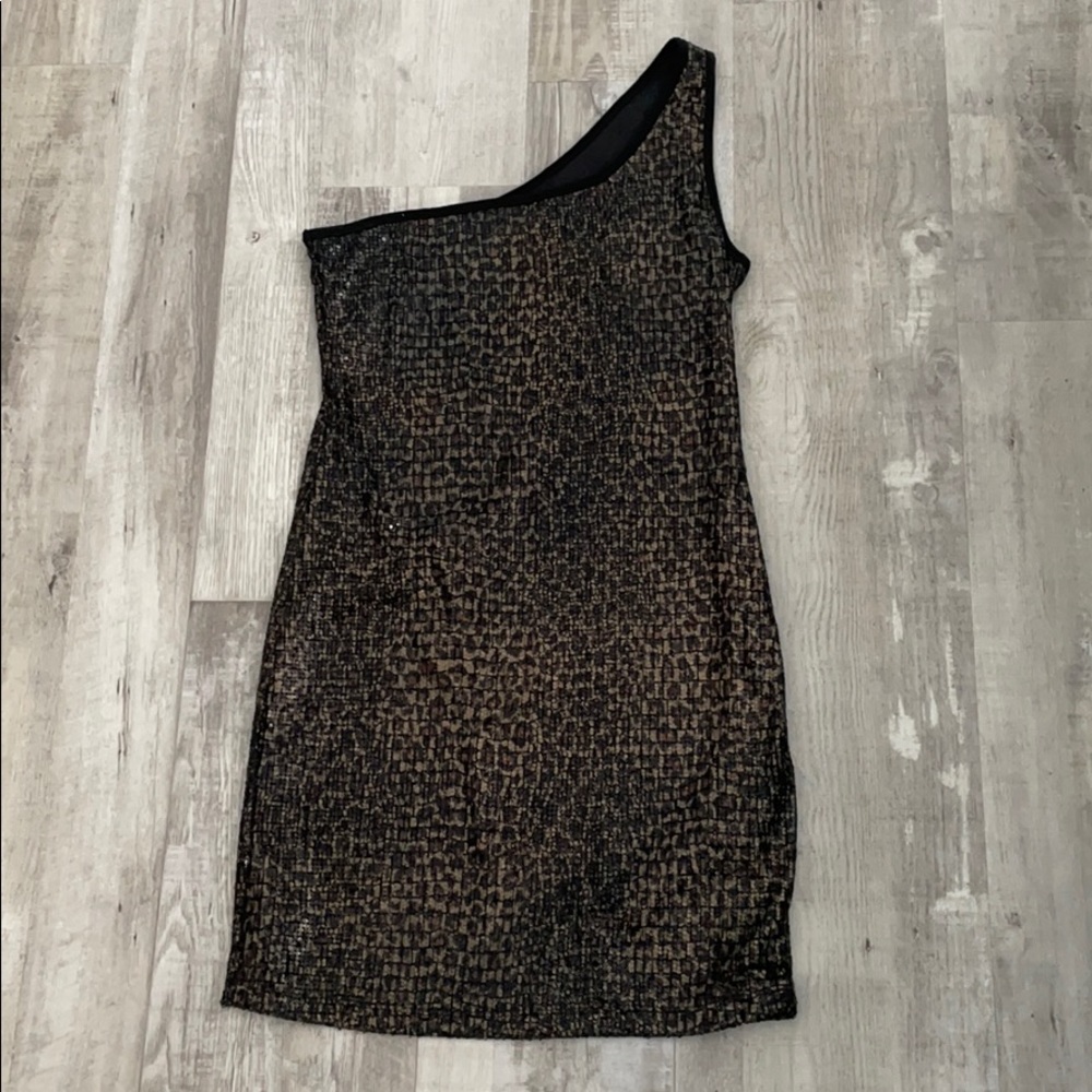 Tight Leopard Print Dress
